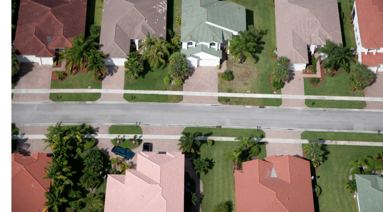 well-kept and maintained HOA community in Tampa Bay Florida